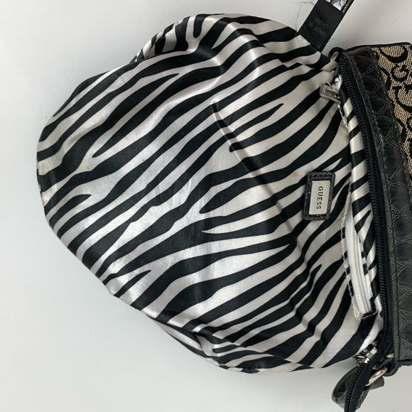 Guess crossbody bag - Picture 4 of 4